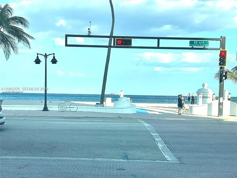 700 Bayshore Dr #17 — Photo 24