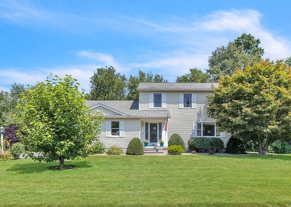 1st image of 43 Hunters Greene Cir