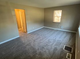109 Glenridge Pl