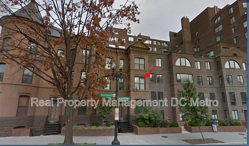 3 Washington Cir NW #203