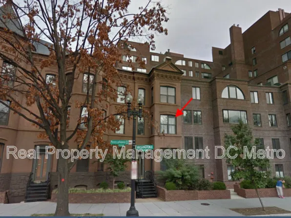 3 Washington Cir NW APT 203, Washington, DC 20037