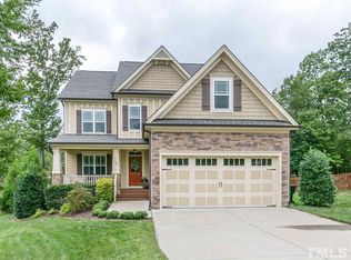 100 Kincadine Ct, Holly Springs, NC 27540