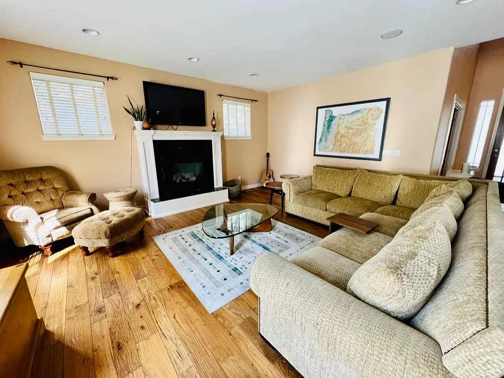 153 NW Outlook Vista Dr — Photo 3