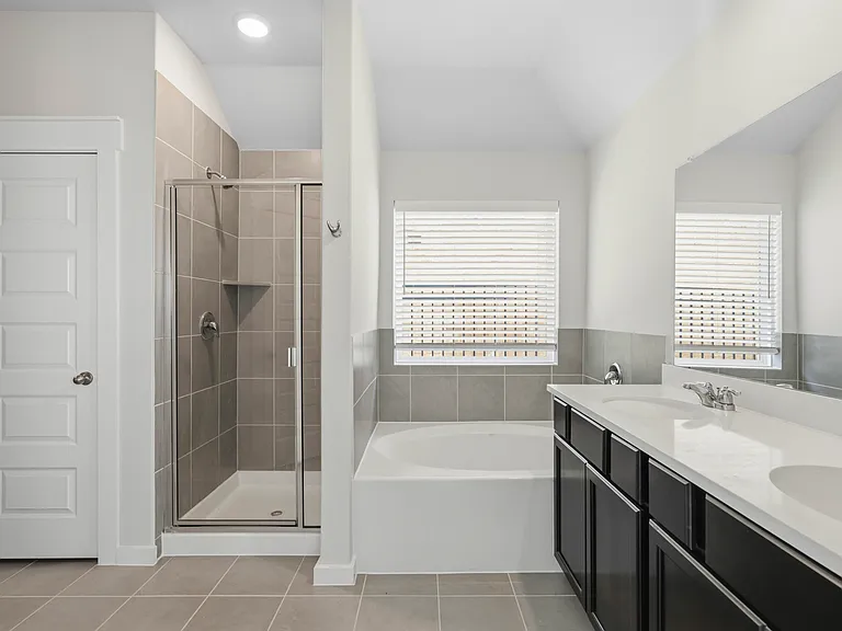 4696 Peony Green Dr — Photo 21