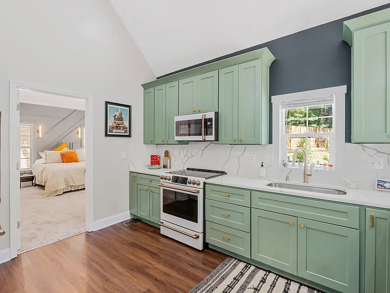 3 Deering St — Photo 19