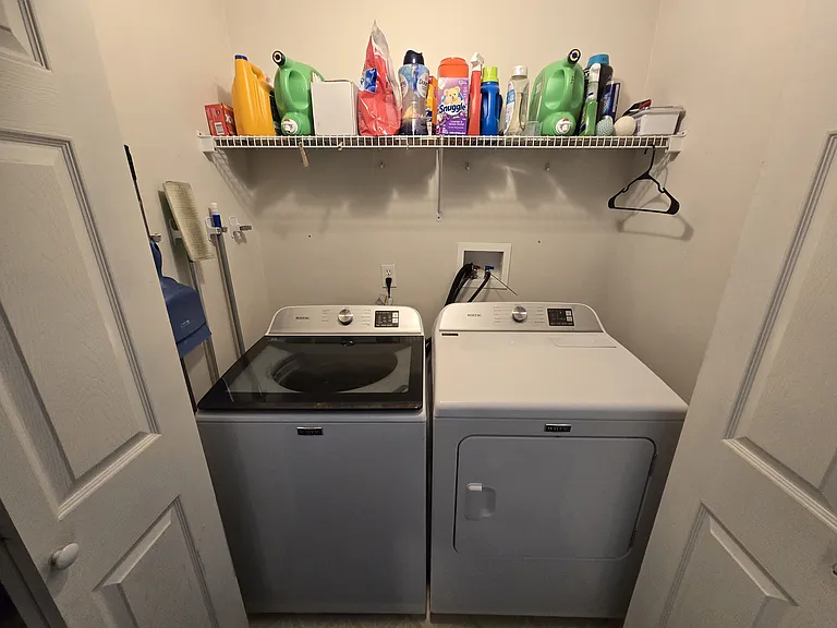 595 N University Ave #121 — Photo 12