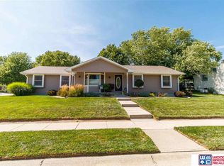 735 Franklin Dr, Crete, NE 68333