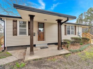 16 Davis Mill Rd S, Dallas, GA 30157