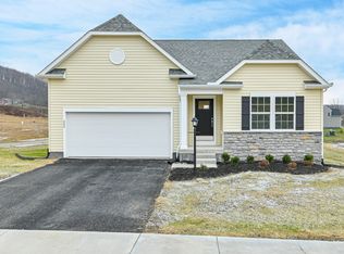 408 Frank St, New Stanton, PA 15639