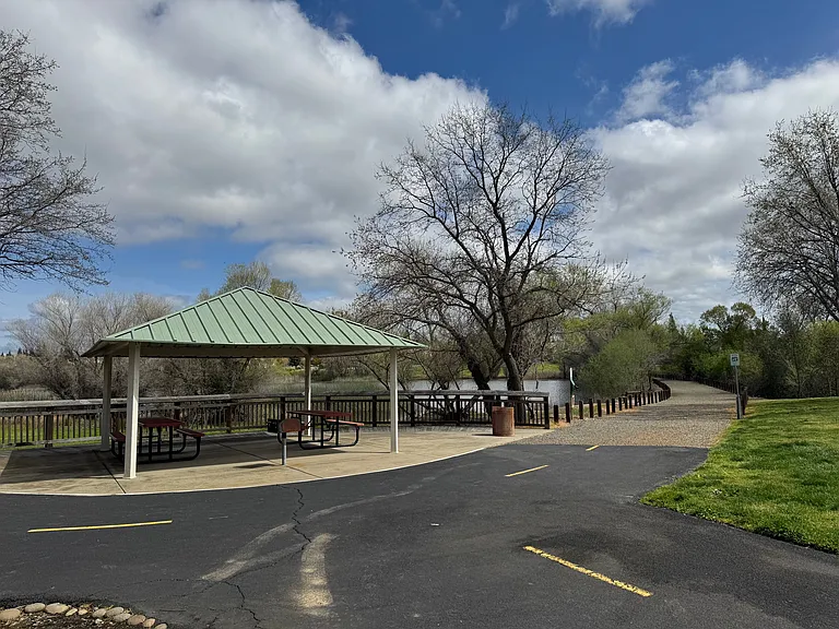 1020 Mallard Cir #B — Photo 27