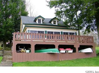 40 S Shore Dr, Bernhards Bay, NY 13028