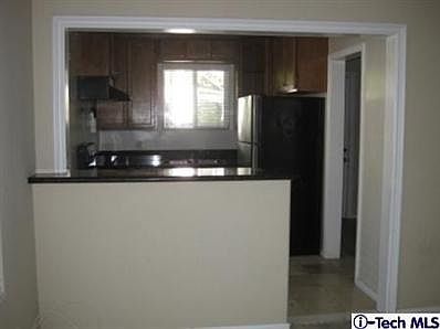 5th image of 3213 Mary Ann St