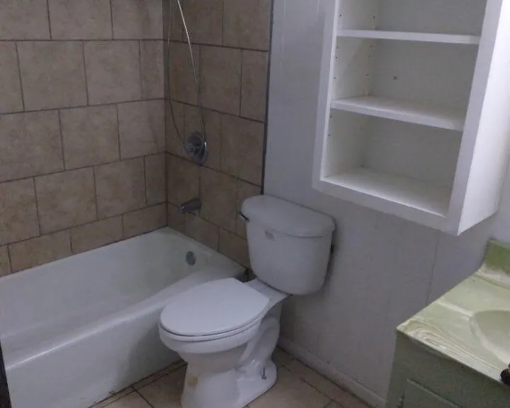 2702 Houston St — Photo 5
