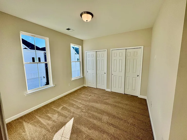 2820 Cook Cir #D — Photo 22