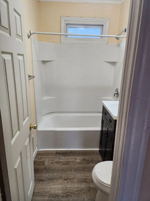 2 bed, 1.0 bath, 1203 sqft, $1,500 — Photo 4
