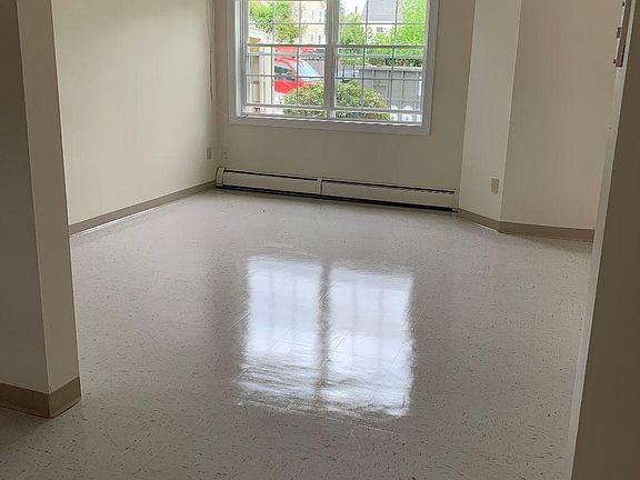2nd image of 8 McLaren Ave