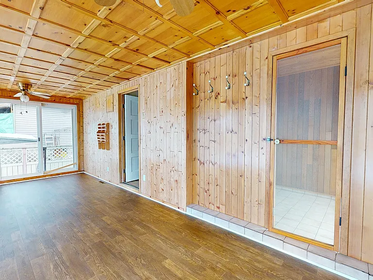 139 Carufel Ave — Photo 7