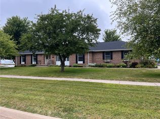 1527 W Court Ave, Winterset, IA 50273