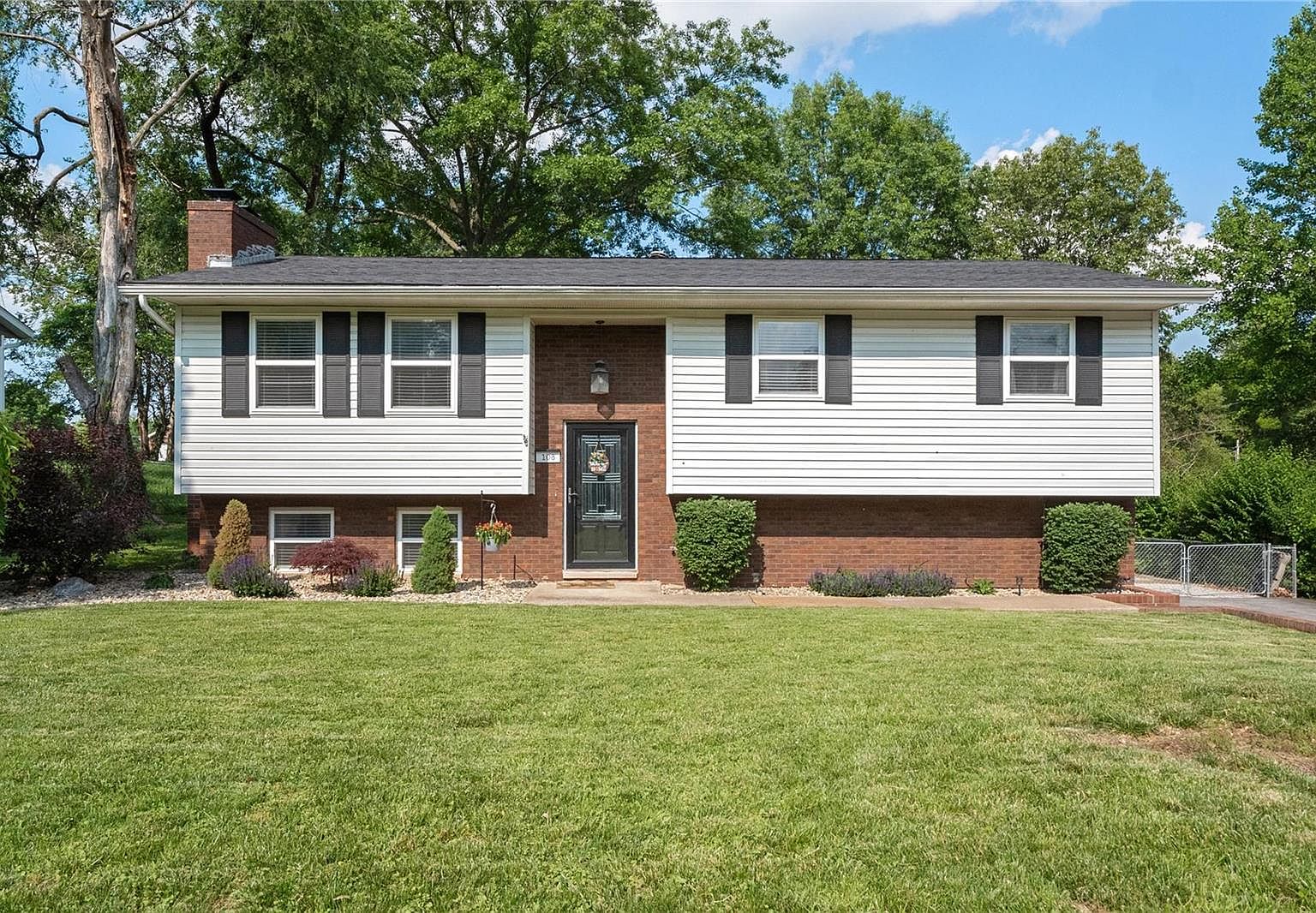 108 Parkview Ct, Troy, IL 62294 Zillow