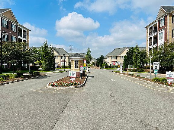 Gated community 