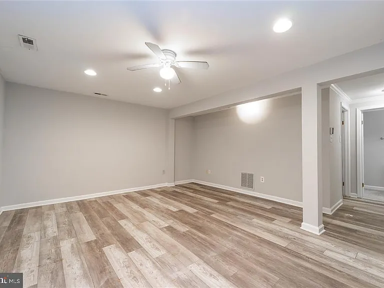 9428 Orbitan Ct — Photo 26