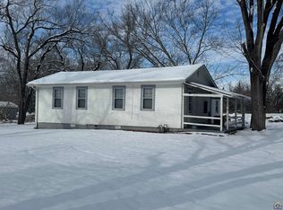 500 NW 56th St, Topeka, KS 66617