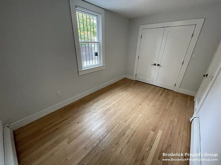 35 South St #B4 — Photo 10