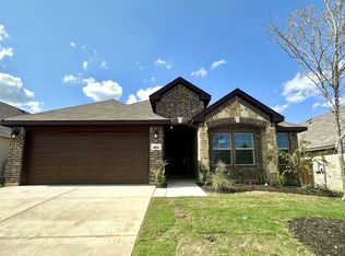 903 Eloise Ln, Cleburne, TX 76033