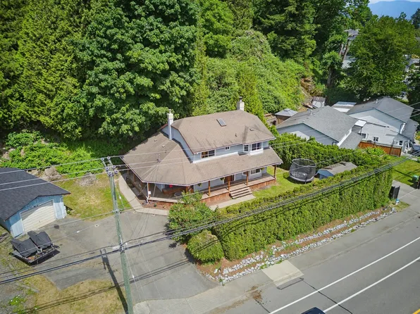 34753 Delair Rd, Abbotsford, BC V2S 2E1
