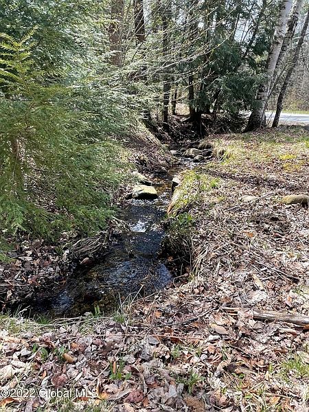 2nd image of 351 Harrisburg Rd Road