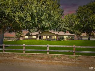 15852 Wible Rd, Bakersfield, CA 93313
