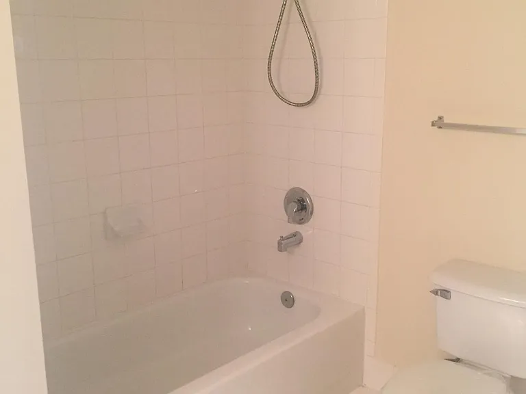 7912 Sonoma Springs Cir #107 — Photo 31