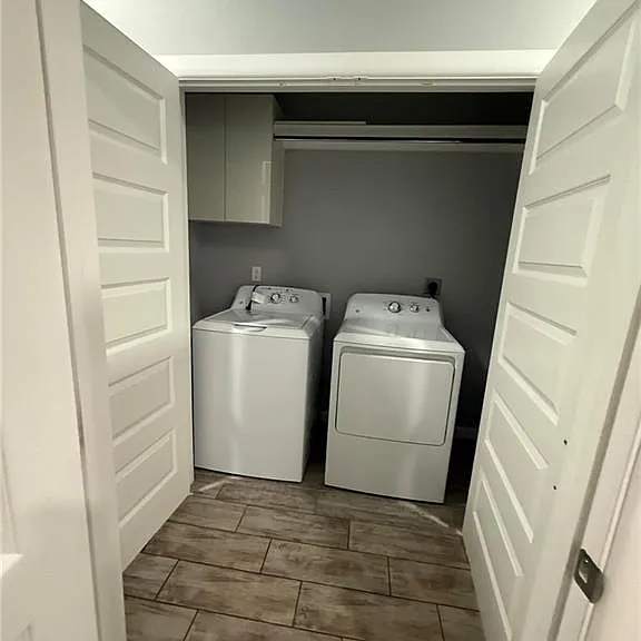1316 S Xanthia St #4 — Photo 8