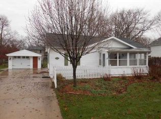 143 S 3rd St, Waterville, OH 43566