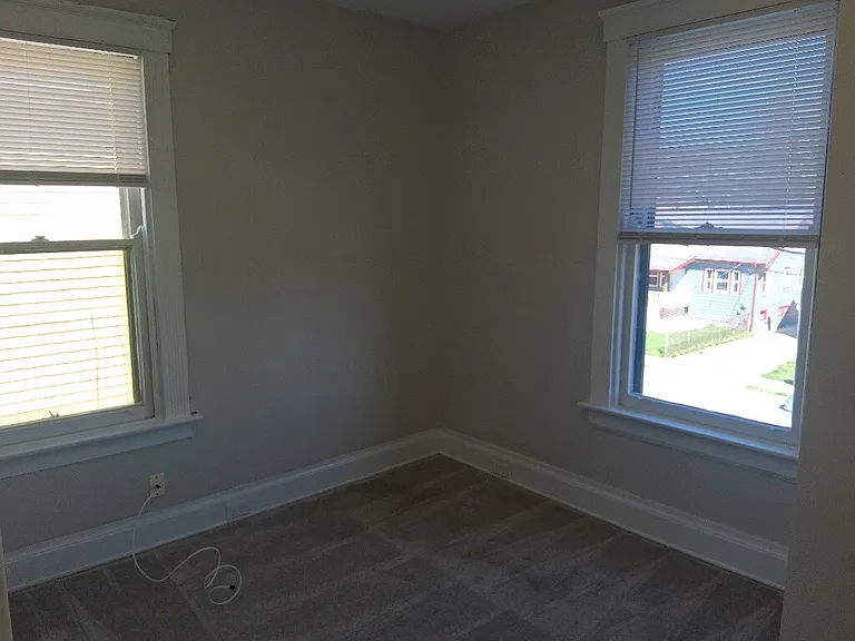 2031 Hewitt Ave #2 — Photo 12