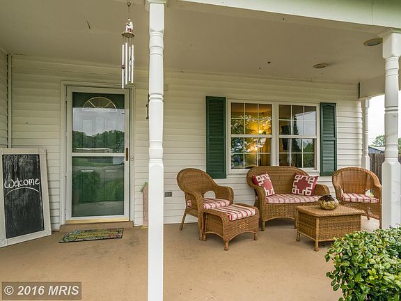 2nd image of 6910 Persimmon Ct
