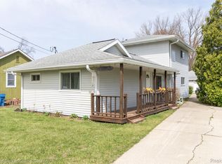 11702 Todds Ln, Whitmore Lake, MI