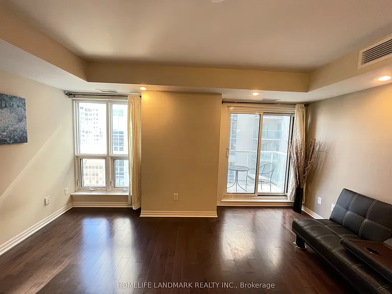 195 Besserer St #1908 — Photo 11