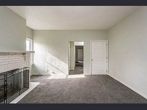 3rd image of 1602 Kansas Ave #1