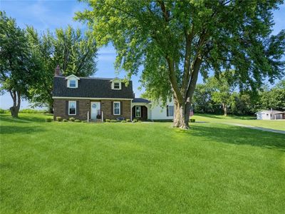 1221 S 20th Ave W, Newton, IA, 50208