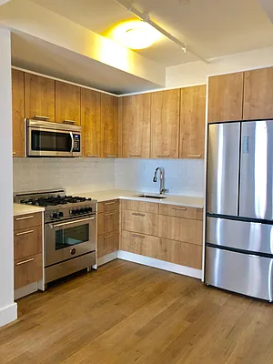 Rented by 517-525 West 45 LLC | media 11