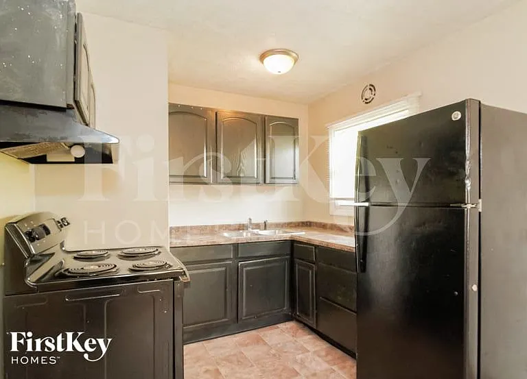 4331 Bertrand Rd — Photo 6