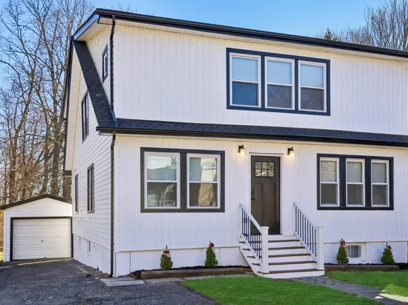 85 Madison St, Newton, NJ 07860