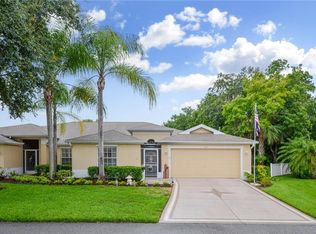 706 Staffordshire Ln, Sun City Center, FL 33573