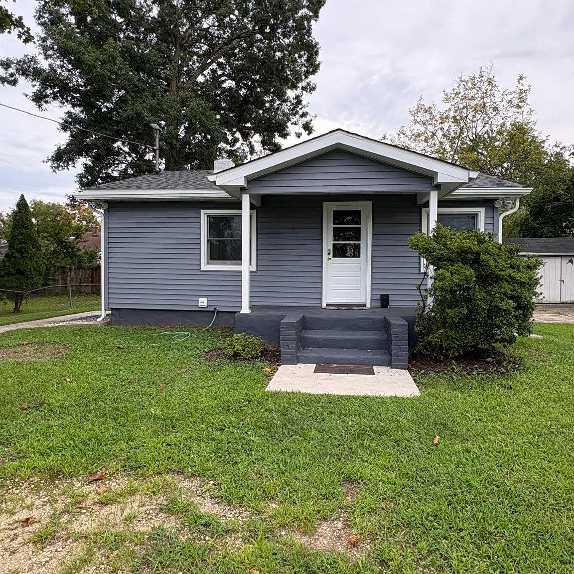 2 bed, 1.0 bath, 752 sqft, $1,800 — Photo 2