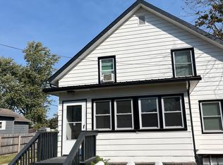 215 E 9th St #1, Madrid, IA 50156