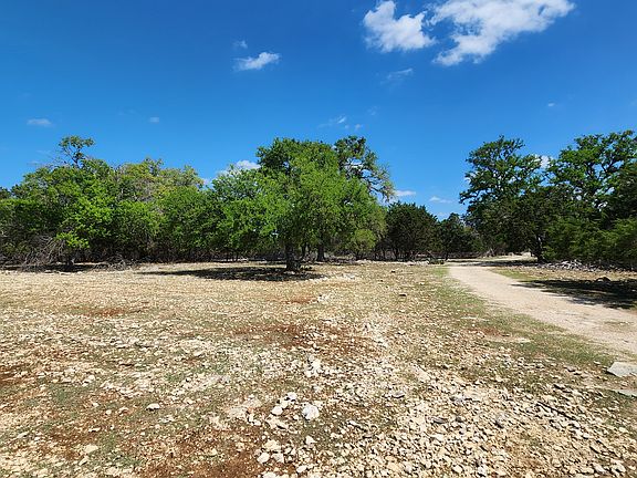 5th image of 140 River Ranch Rd