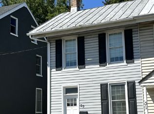 29 John St, Westminster, MD 21157