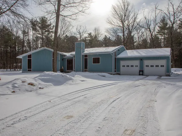 210 Plains Rd, Peru, NY 12972