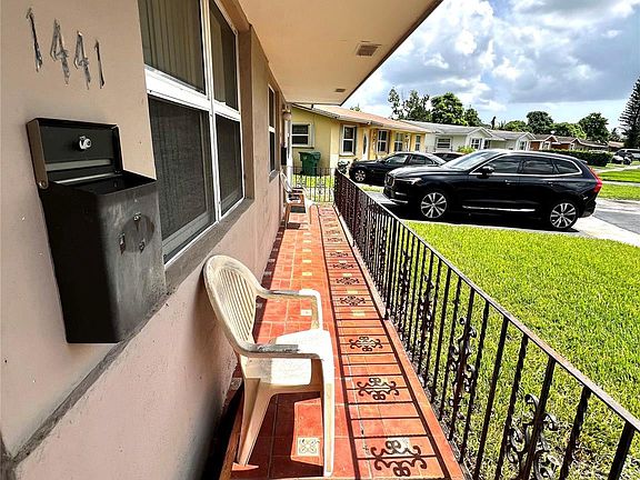 4th image of 1441 NW 58th Avenue